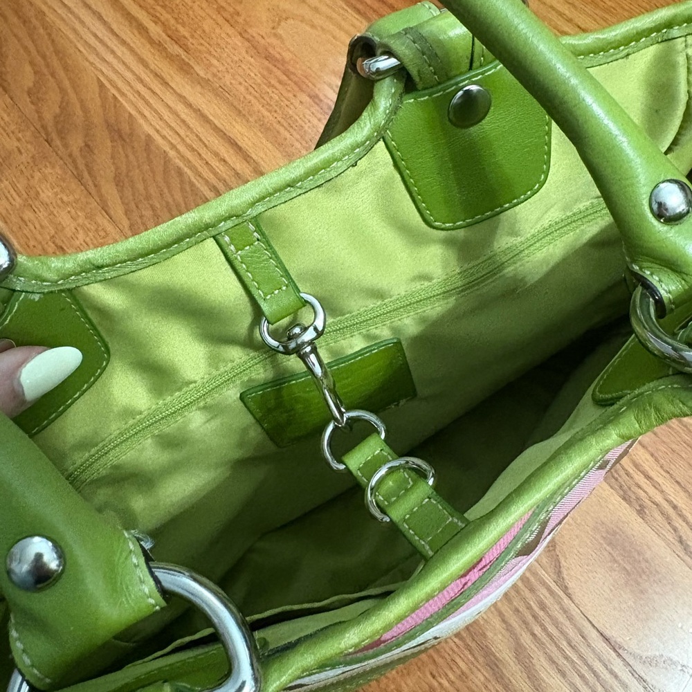 Vintage Coach RARE Pink and Green Daisy Tote Bag - Picture 6 of 6